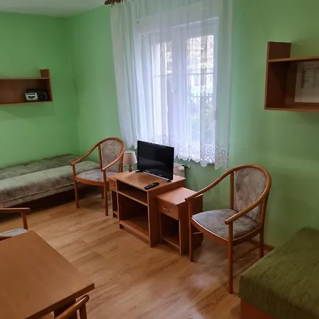 Pensión Dom Wypoczynkowy Dziwnówek Dziwnówek